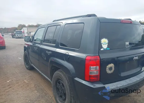 2008 Jeep Patriot Sport из США, поврежденный, VIN 1J8FT280X8D772794